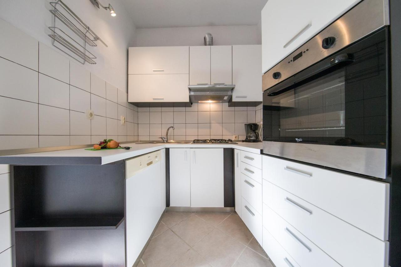 Strma Apartments Vis Eksteriør billede