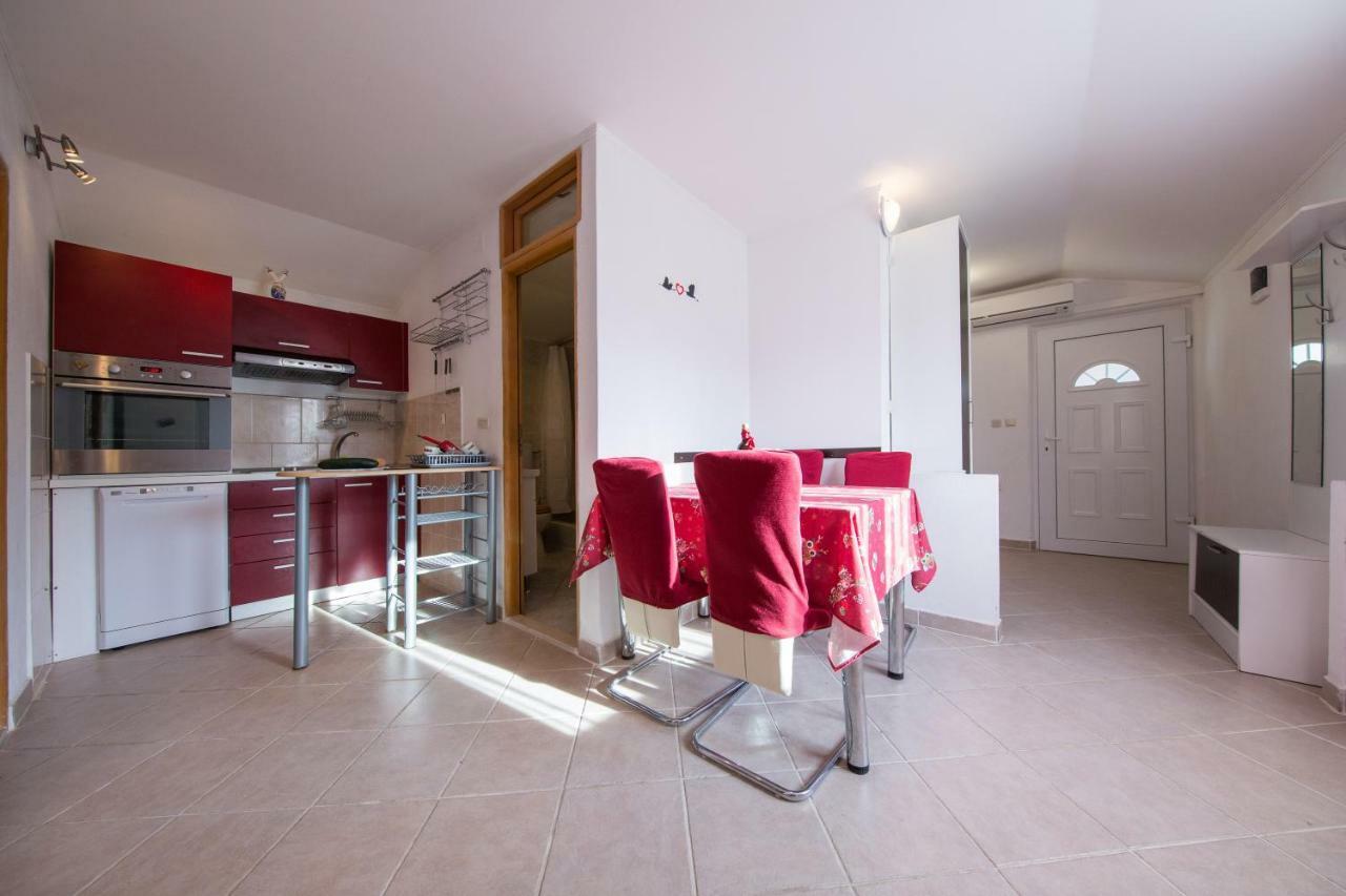 Strma Apartments Vis Eksteriør billede